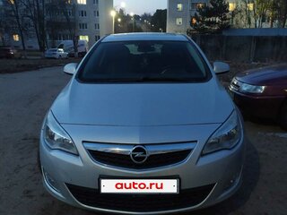 2011 Opel Astra J, серебристый, 700000 рублей, вид 1