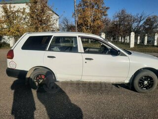1999 Nissan Wingroad II (Y11), белый, 280000 рублей, вид 3