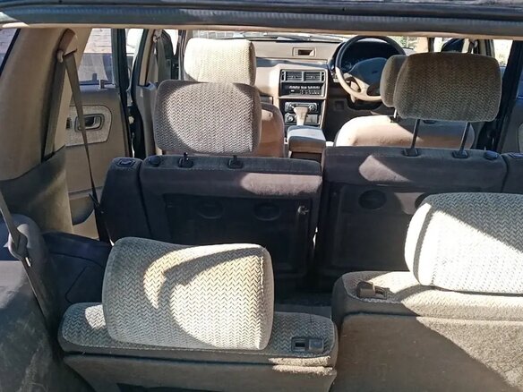 1994 Mitsubishi Chariot II, зелёный, 270000 рублей - вид 12