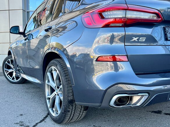 2019 BMW X5 30d IV (G05/G18), серый, 6850000 рублей - вид 5