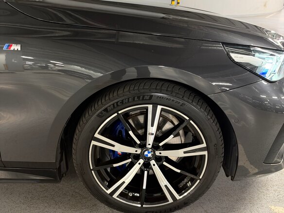 2023 BMW 5 серии 530i xDrive VIII (G60/G61/G68), серый, 7300000 рублей - вид 23