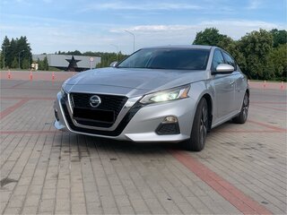2021 Nissan Altima VI (L34), серебристый, 1840000 рублей, вид 2