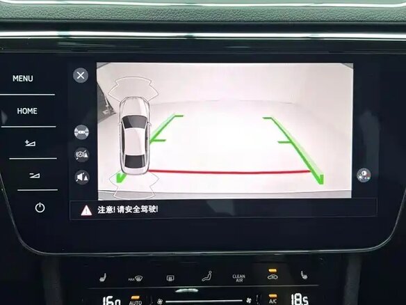 2025 Skoda Superb III Рестайлинг, серебристый, 3350000 рублей - вид 20