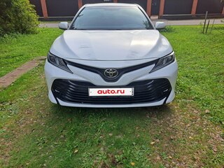 2018 Toyota Camry VIII (XV70), белый, 2500000 рублей, вид 1
