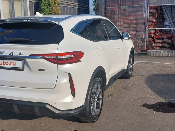 2022 Haval F7 I Рестайлинг, белый, 1800000 рублей - вид 3