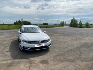 2018 Volkswagen Passat Alltrack B8, белый, 2420000 рублей, вид 1