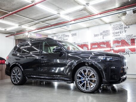 2021 BMW X7 M50d I (G07), чёрный, 13000000 рублей, вид 3