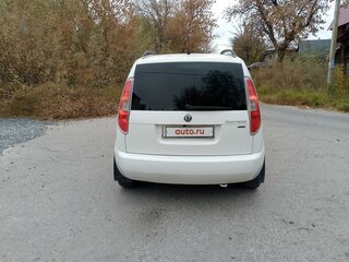 2012 Skoda Roomster I Рестайлинг, белый, 523000 рублей, вид 3