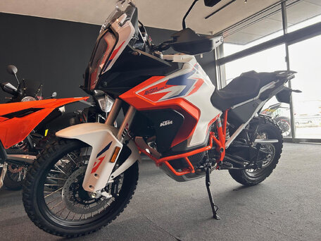 2023 KTM 1290 Super Adventure R, оранжевый, 1800000 рублей, вид 4