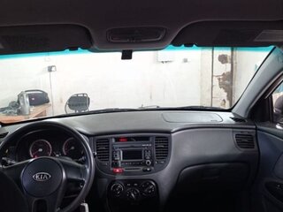 2010 Kia Rio II Рестайлинг, белый, 775000 рублей, вид 2