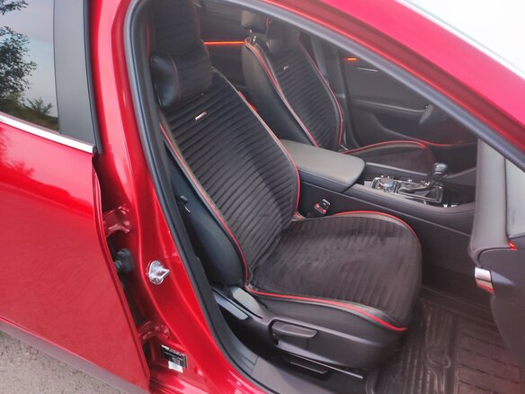 2019 Mazda 3 IV (BP), красный, 1800000 рублей - вид 10