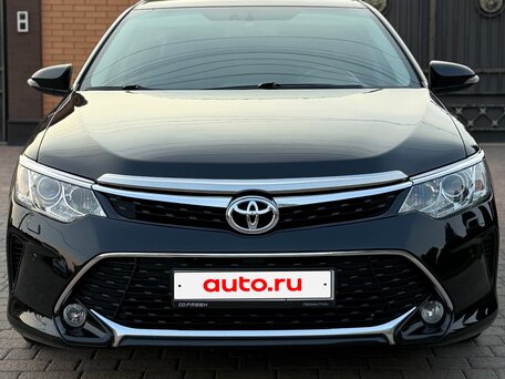 2017 Toyota Camry VII (XV50) Рестайлинг 2, чёрный, 2390000 рублей, вид 2