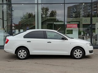 2017 Skoda Rapid I, белый, 920000 рублей, вид 4
