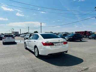2013 Honda Accord IX, белый, 1479000 рублей, вид 4