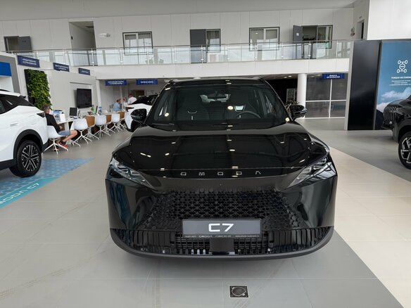 2026 Omoda C7, чёрный, 3499000 рублей - вид 2