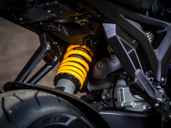 2013 Ducati Monster 1100, зелёный - вид 16