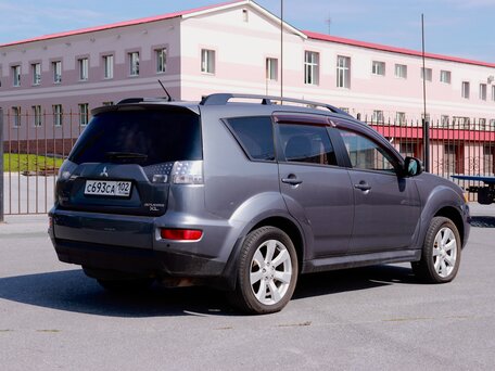 2012 Mitsubishi Outlander II Рестайлинг, серый, 1350000 рублей, вид 4