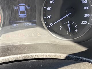 2017 Hyundai Solaris II, белый, 1340000 рублей, вид 5