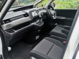 2018 Honda Freed+ II, белый, 1490000 рублей, вид 5