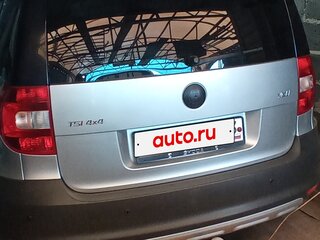 2012 Skoda Yeti I, серебристый, 950000 рублей, вид 3