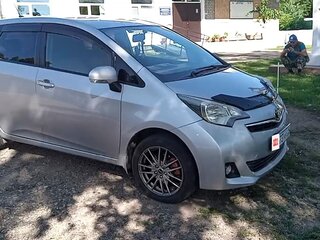 2012 Toyota Ractis II, серый, 650000 рублей, вид 2