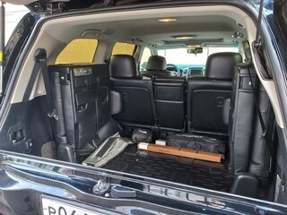 2013 Toyota Land Cruiser 200 Series Рестайлинг 1, чёрный, 3900000 рублей, вид 3