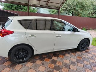 2013 Toyota Auris II, белый, 1500000 рублей, вид 3