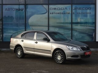 2011 Skoda Octavia II (A5) Рестайлинг, серый, 700000 рублей, вид 3
