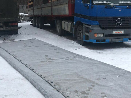1993 Zorzi Zorzi, красный, 350000 рублей, вид 4