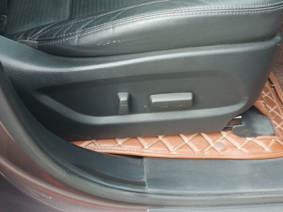 2013 Hyundai Santa Fe III, коричневый, 1630000 рублей - вид 12