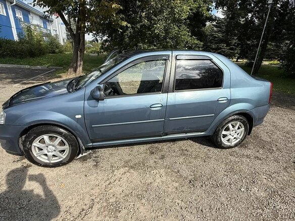 2010 Renault Logan I Рестайлинг, синий - вид 2