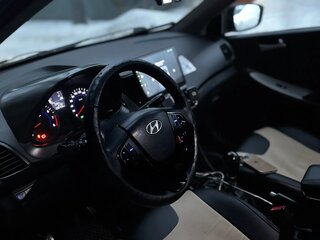 2014 Hyundai Solaris I, жёлтый, 425000 рублей, вид 5