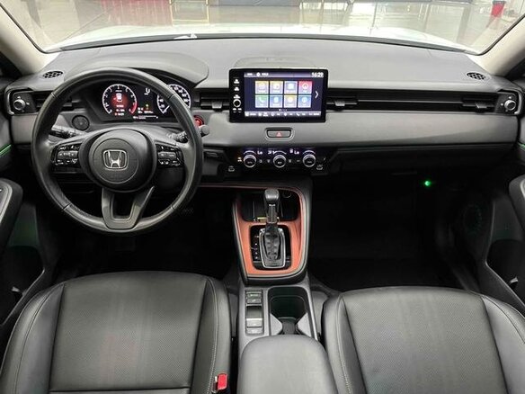 2022 Honda Vezel II, зелёный, 2090000 рублей - вид 5