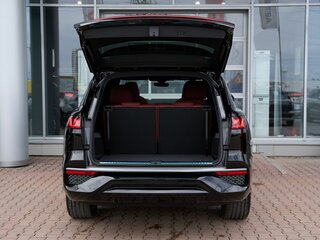 2026 Audi Q6 45 TFSI, чёрный, 8499900 рублей, вид 5