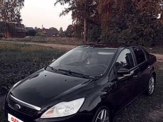 2009 Ford Focus II Рестайлинг, чёрный, 500000 рублей, вид 2