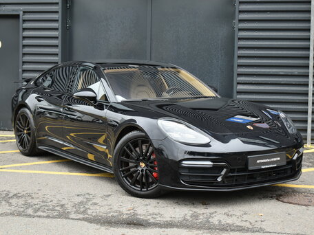 2021 Porsche Panamera GTS II Рестайлинг, чёрный, 9400000 рублей, вид 3