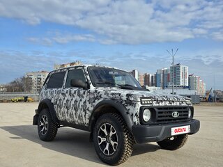 2017 Lada (ВАЗ) 2121 (4x4) I Рестайлинг, белый, 900000 рублей, вид 4