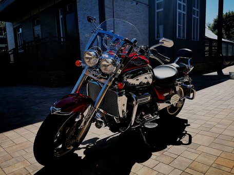 2008 Triumph Rocket 3, пурпурный, 990000 рублей, вид 2