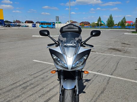 2008 Yamaha FZ6, серебристый, 500000 рублей, вид 1