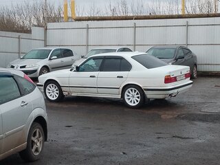 1992 BMW 5 серии 520i III (E34), белый, 350000 рублей, вид 5