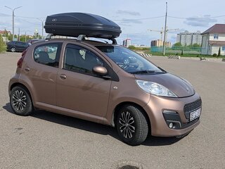 2013 Peugeot 107 I Рестайлинг 2, бежевый, 540000 рублей, вид 3