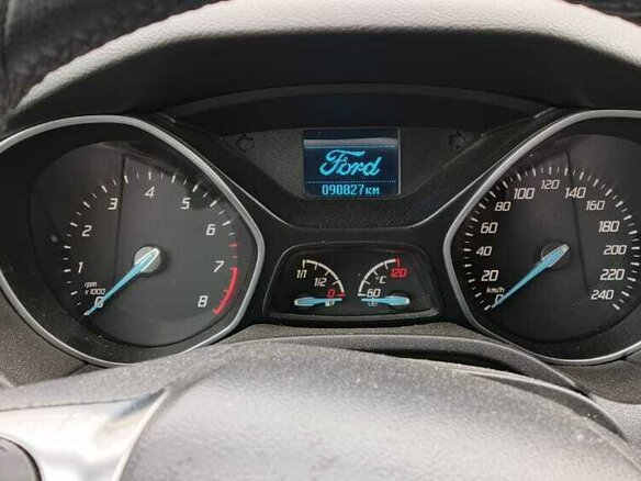 2013 Ford Focus III, белый, 750000 рублей - вид 5