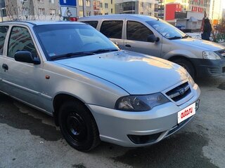 2011 Daewoo Nexia I Рестайлинг, серебристый, 550000 рублей, вид 4