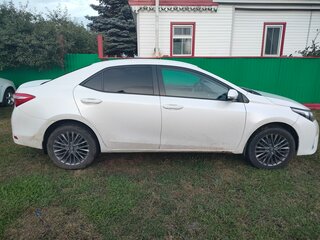 2013 Toyota Corolla XI (E160, E170, E180), белый, 1165000 рублей, вид 1