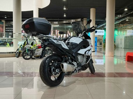 2016 BMW S 1000 XR, белый, 1050000 рублей, вид 4