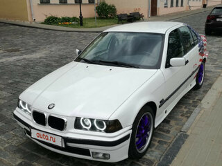 1994 BMW 3 серии M50 320i III (E36), белый, 359303 рублей, вид 1