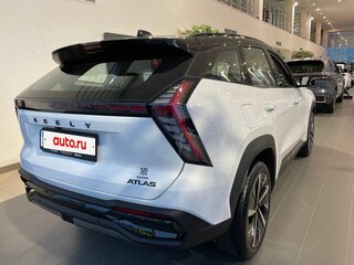 2026 Geely Atlas II, белый, 3909990 рублей, вид 4