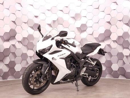 2023 Honda CBR 650R, белый, 999000 рублей, вид 2