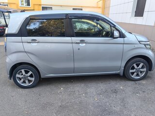 2017 Honda N-WGN I Рестайлинг, серебристый, 950000 рублей, вид 3