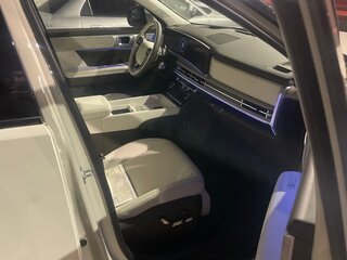 2024 Hyundai Santa Fe V (MX5), белый, 6500000 рублей, вид 3